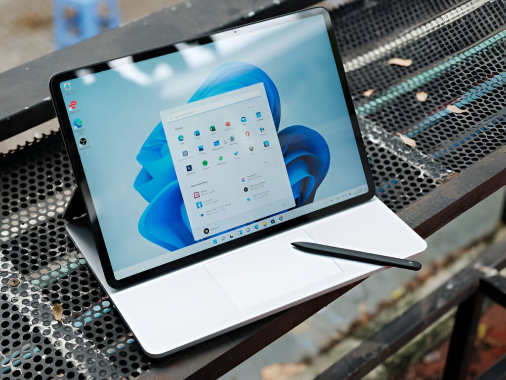 مزايا ويندوز 11 مقارنة مع macOS: لماذا يتفوق على سيكويا؟ مزايا ويندوز 11 مقارنة مع macOS لماذا يتفوق على سيكويا؟