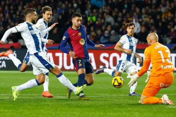 برشلونة يخسر الصدارة بصدمة أمام ليغانيس وإصابة يامال برشلونة يخسر الصدارة بصدمة أمام ليغانيس وإصابة يامال