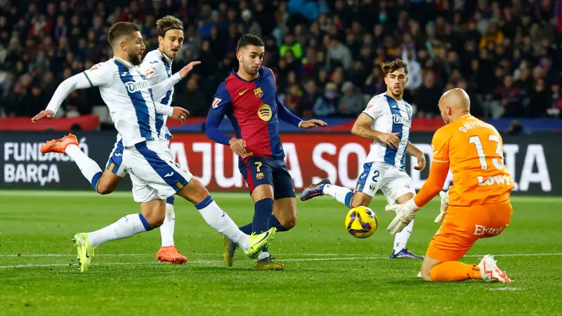 برشلونة يخسر الصدارة بصدمة أمام ليغانيس وإصابة يامال برشلونة يخسر الصدارة بصدمة أمام ليغانيس وإصابة يامال