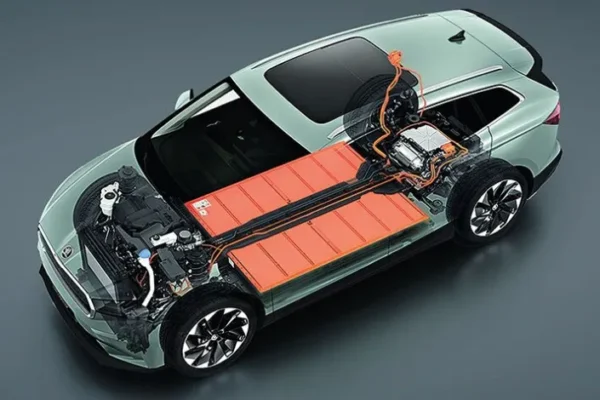 تبريد بطاريات السيارات الكهربائية: ثورة في عالم EVs تبريد بطاريات السيارات الكهربائية