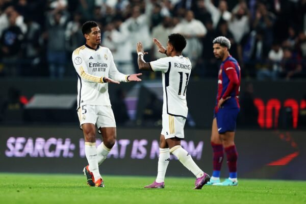 مباراة النصر: فوز مثير على الأخدود وانتقادات للحكام مباراة النصر فوز مثير على الأخدود وانتقادات للحكام