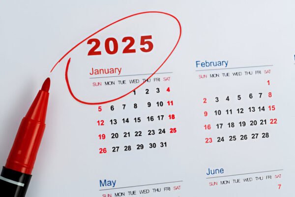 موعد إجازة عيد الميلاد 2025: 8 أيام عطلة رسمية في يناير موعد إجازة عيد الميلاد 2025 8 أيام عطلة رسمية في يناير