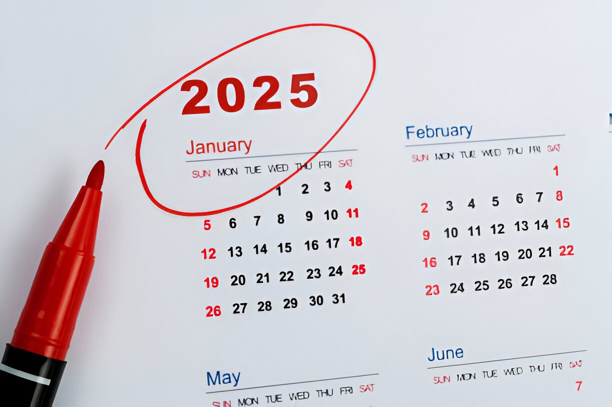 موعد إجازة عيد الميلاد 2025: 8 أيام عطلة رسمية في يناير موعد إجازة عيد الميلاد 2025 8 أيام عطلة رسمية في يناير